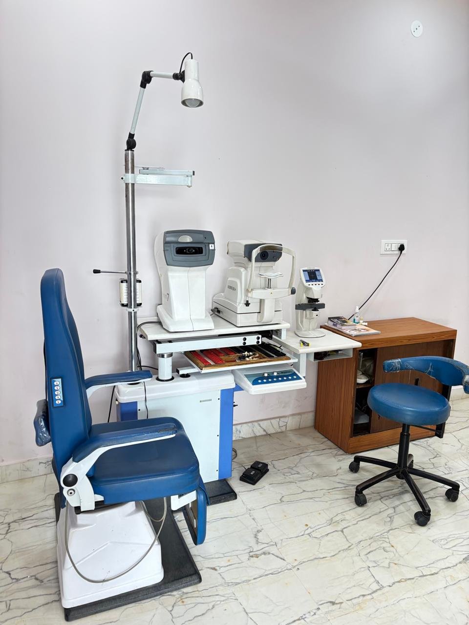 Eye examination equipment at Drishti Eye Center